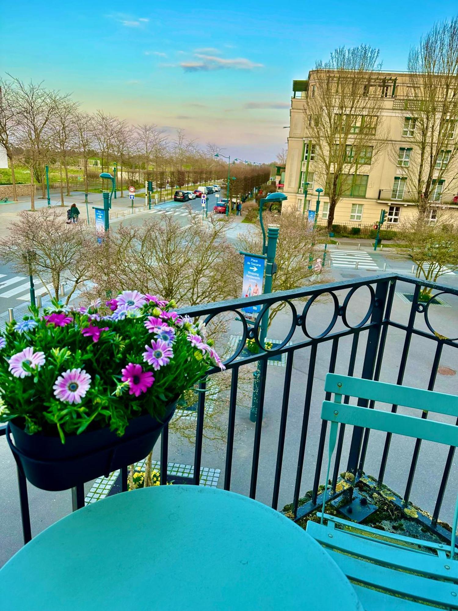 סאריס Appt Vue Place De Toscane - 4Min Disneyland-Paris מראה חיצוני תמונה